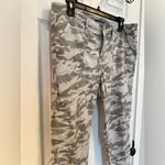 Camo‎ Cargo Style Tapered Leg Pants Size 31 Photo 1
