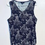 B&W Dressy Tank Top. Med (runs big). NWOT Photo 0