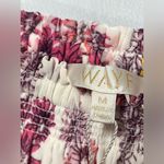 WAYF NWT- PUFFY SLEEVE FLORAL BLOUSE
SIZE M Photo 8