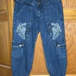 Venus  Crop\Jogger Cargo Jeans Medium Wash Embroidered Detail Size 6 Photo 0