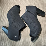 Giani Bernini  Angye Black Faux Leather Peep Toe Ankle Booties‎ Women's Size 10 Photo 0