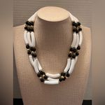 Vintage Lucite Triple Strand Black and White Beaded Necklace tubular beads 70s Photo 6