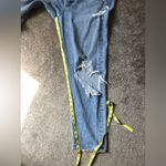 AGOLDE 90’s Mid Rise Loose Jean Heavily Distressed in Light Wash Blue Size 28 Photo 14