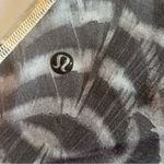 Lululemon ATHLETICA Women’s Racerback Athletic Workout Top w/ Built In Bra Sz 6 Photo 6