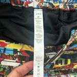 Lululemon RARE Seawheeze Hotty Hot Lego Shorts Size 4 Photo 4