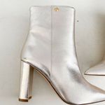 Tory Burch NEW  Size‎ 8.5M Penelope 90MM Metallic Calf Leather Point Bootie Gold Photo 5