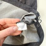 Vuori  Outdoor Trainer Shell Black Camo Lightweight Water Resistant Jacket size M Photo 9