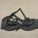 High Apex Bikini Top Size L Photo 3