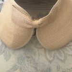 Open top bow back hat Photo 1