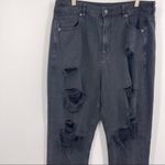 American Eagle  Outfitters Comfort Stretch Waistband Distressed Mom Jeans SZ 14 Photo 2