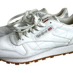 Reebok  Women Classic Leather Sneaker White/Gum‎ Size 8 GY0956 Photo 0