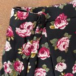 Forever 21 floral shorts Photo 3