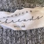 American Threads  Gray Long Sleeve Ribbed Knit Tie Hem Cropped Sweater Top Size M Photo 2