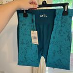 AYBL  Leggings Photo 2