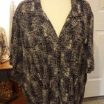 Maggie Barnes  5XW Animal Print Button Down Shirt Women Plus Size Short Sleeve Photo 0
