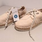 Canvas Shoes Tan Size 6 Photo 1