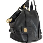 Michael Kors Black leather Tote bag. Gold trim details. Classic style Photo 5
