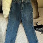 Levi's Levi’s 512 100% cotton high rise med wash tapered mom straight leg jeans Photo 0