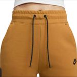 Nike Sportswear Tech Fleece Women's Pants Joggers Desert Ochre size 1x NWT Photo 3