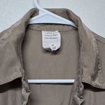 CINQ À SEPTJoyce Long Photo 3