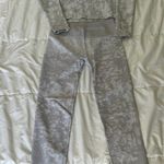 Fabletics Workout Matching Set Of Leggings And Jacket Photo 4