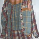easel  Oversized Flannel Photo 0