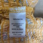 Heart & Hips  Yellow Floral Smocked Short Sleeve Blouse Size S Photo 3