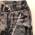 Champion  Powertrain Athletic Capri Leggings Photo 2