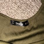 SheIn green ribbed crop top Photo 1