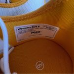 FOCO Pittsburg Steelers Women' Shoe Size 9 #B1420 White Photo 8