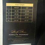 Marilyn Monroe NWT  Convertible Strap Shapewear Control Slip Sheer Lace Trim Lrg Photo 3