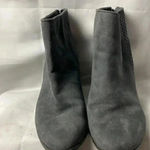 American Eagle WOMENS SIZE 10 GRAY SUEDE LIKE ANKLE BOOT BACK ZIPPER 4”HEEL Photo 6