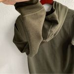 Lululemon Pullover Photo 3