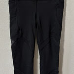 Lululemon On Pace Crop *21" Women's Size 6 Black Leggings Mesh Athleisure Photo 0