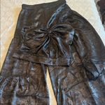 Current Air NWT  one shoulder bow top and wide leg tiered pants set small Photo 4