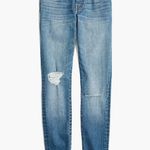 Madewell 9" Mid-Rise Skinny Jeans in Frankie Wash: Torn-Knee Edition Photo 12