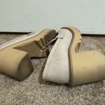 Beige block heel loafers Tan Size 6.5 Photo 3