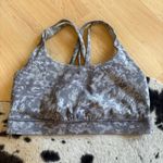 Lululemon Energy Bra Medium Support B-D Cup In Summer Shade Ice Grey Multi Sz 6 Photo 2