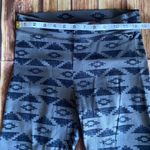 PINK - Victoria's Secret Gray/Black Cotton Leggings Sz Small Photo 3