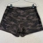 Athleta Camo Farallon Shorts Womens 4 Gray Black Camouflage Drawstring Cotton Photo 1