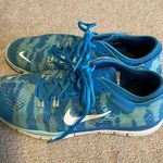 Nike  Women's Teal Athletic Shoes Photo 0