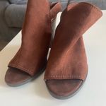 American Eagle brown suede heels Photo 0