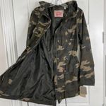 Levi's Green Camouflage Hooded Parka Jacket Photo 2