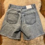Denim Forum Shorts Size 27 The Yoko Mid Thigh Short Raw Hem Light Wash Womens Blue Photo 6