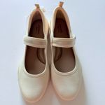 JSPORT Women’s Mary Jane Shoes Cream Beige Casual Flats Arch Support Sz 10 New Tan Photo 4
