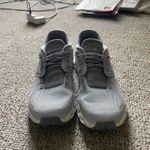 on cloud Cloud 6 Photo 3