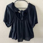 Old Navy Puff-Sleeve Cutout Tie-Back Swing Blouse Photo 4