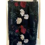 ECI  NY Women's Floral Rose Embroidered Pencil Skirt Size 8 red green champagne Photo 0