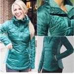 Lululemon Down for a run Women's Teal Quilted Jacket size 8 Photo 1