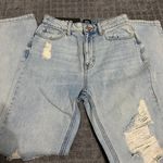 BDG High-Waisted Mom Jean NWT Size 24 - Ripped Light Wash Photo 5